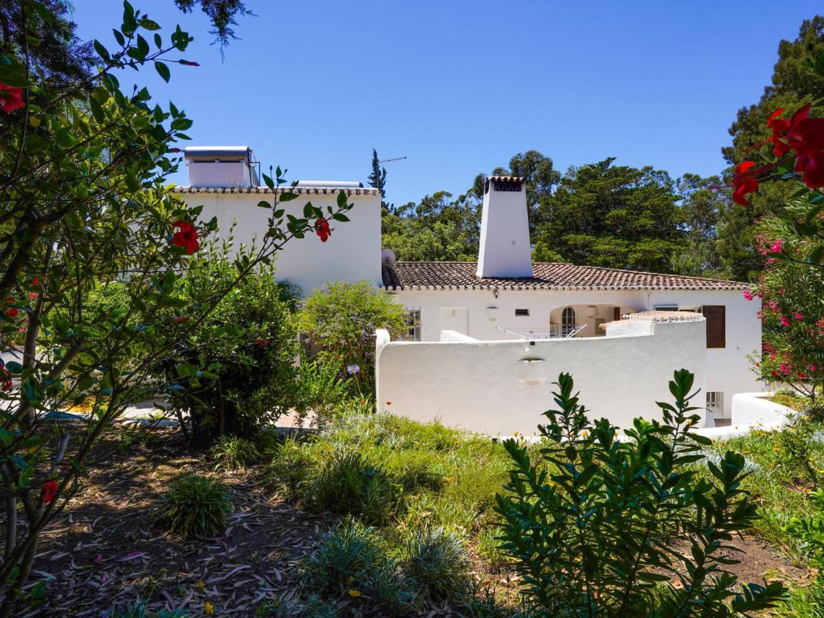 אולוס די אגווה Roofed Villa In Albufeira With Private Swimming Pool חדר תמונה