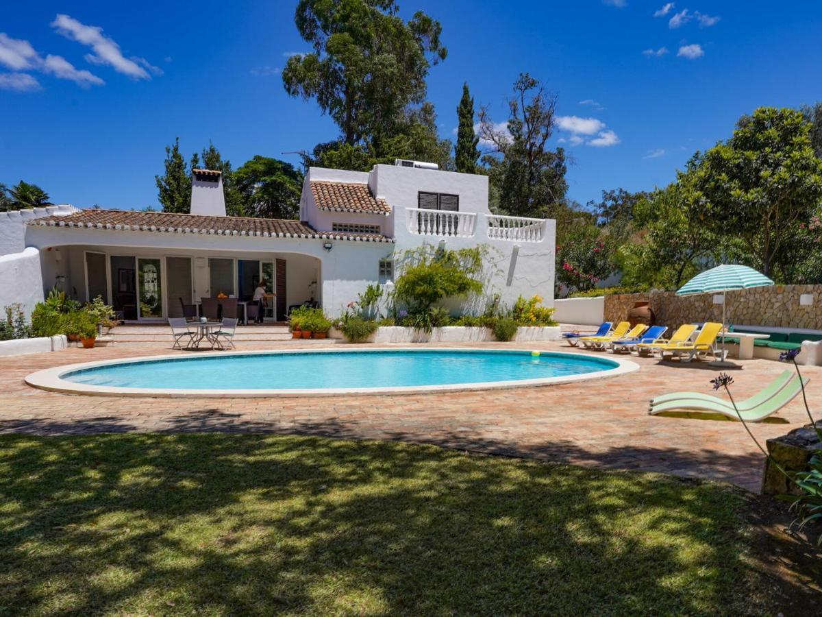 אולוס די אגווה Roofed Villa In Albufeira With Private Swimming Pool מראה חיצוני תמונה