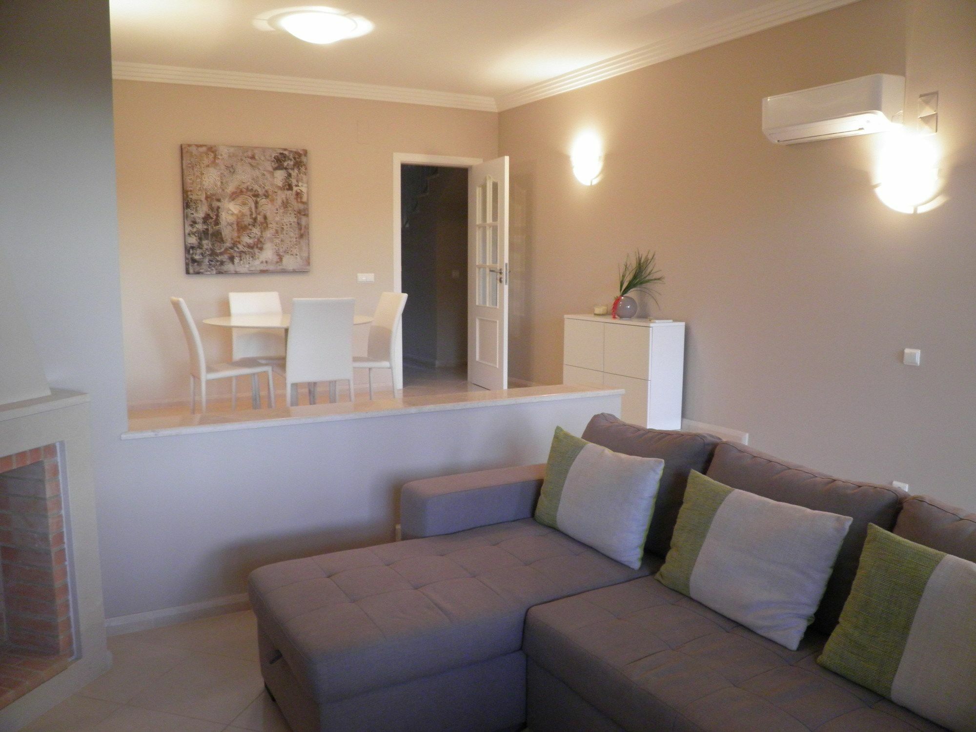 אולוס די אגווה Roofed Villa In Albufeira With Private Swimming Pool מראה חיצוני תמונה